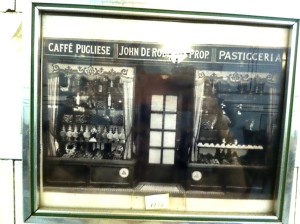 Photograph of De Robertis when it was also Caffe Pugliese